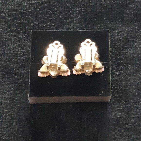 Vintage clasp earrings pink circa 1965 - Picture 2 of 4
